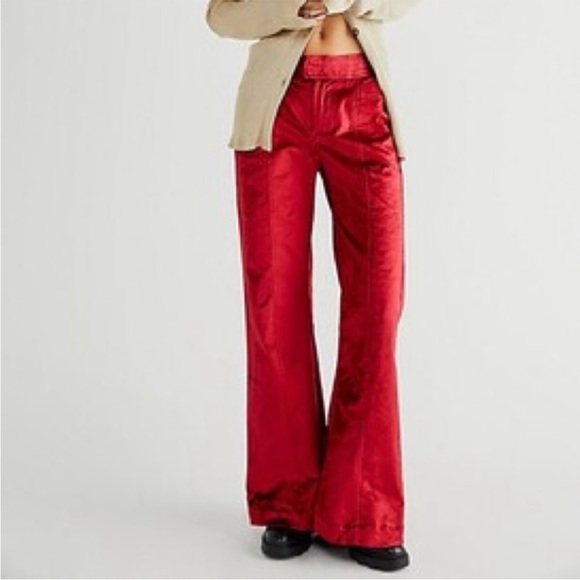 Free People Walk With You Velvet Flare Trousers Cherry Juice Red Sz 6 - Picture 2 of 8